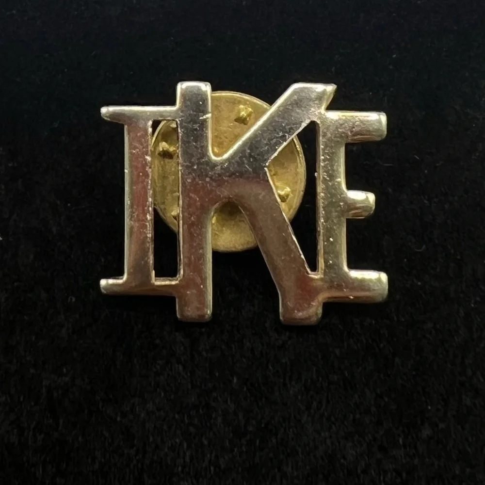 Vintage IKE Dwight Eisenhower Campaign Lapel Pin Gold Tone Political